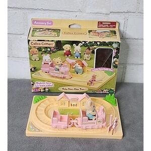 Calico Critters Baby Choo-Choo Train Station Set Jason Cuddle Bear CC1793